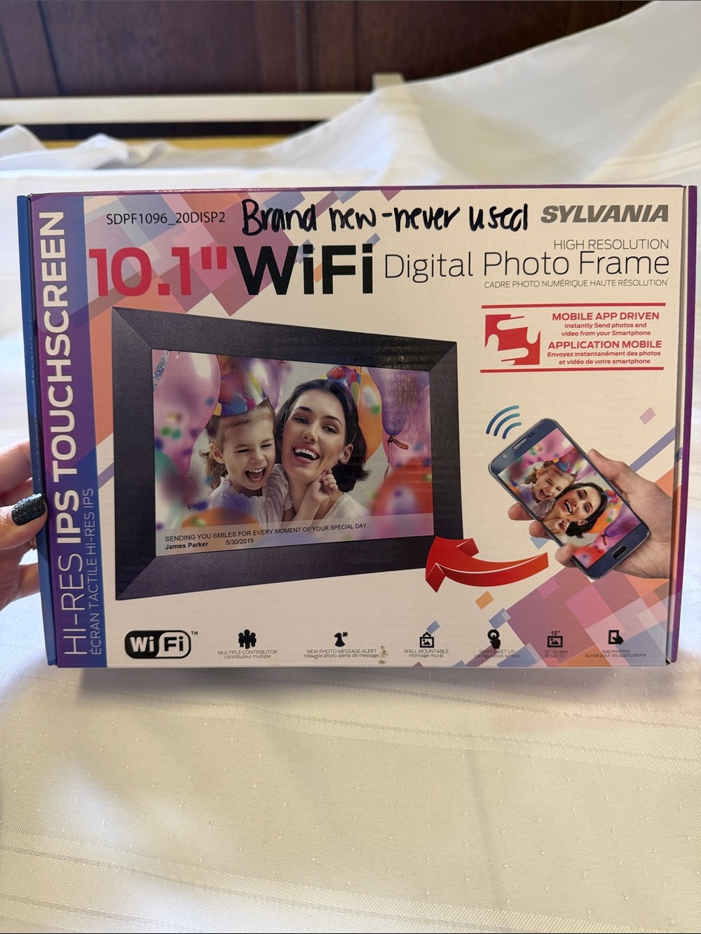 Sylvania 10.1" Black WiFi Digital Photo Frame - Touchscreen